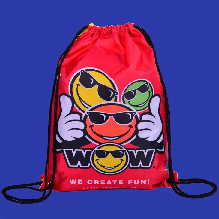 Kiristysnyörillä Cinch-laukku