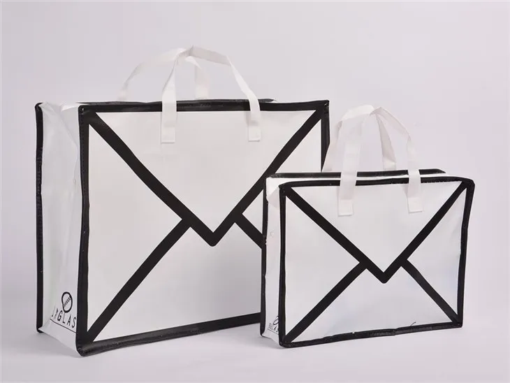 Vähittäiskauppapakkaukset Kudottujen lentoliikenteen harjoittajat