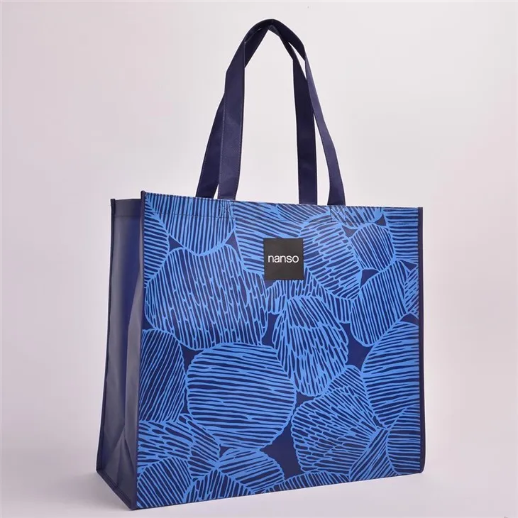 Tukkumyynti kudottu laukkujen irtotavarana